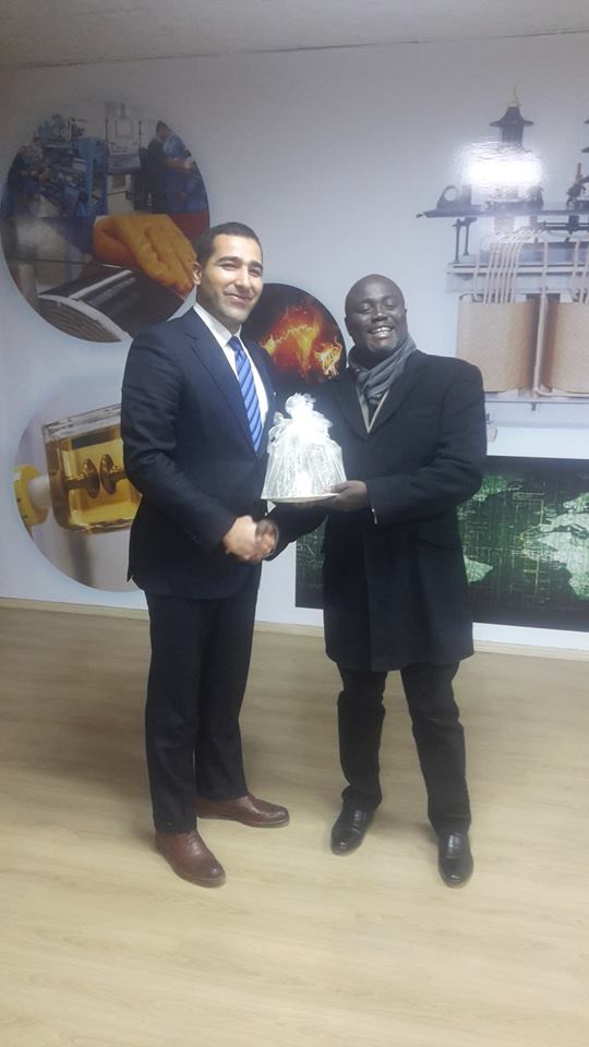 Sie kamen, um unsere Fabrik von Ghana NEDCO /VRA Company zu besuchen, um unsere vertraglich vereinbarten und fertiggestellten Produkte zu inspizieren und zu kontrollieren. Wir haben das Audit erfolgreich abgeschlossen.